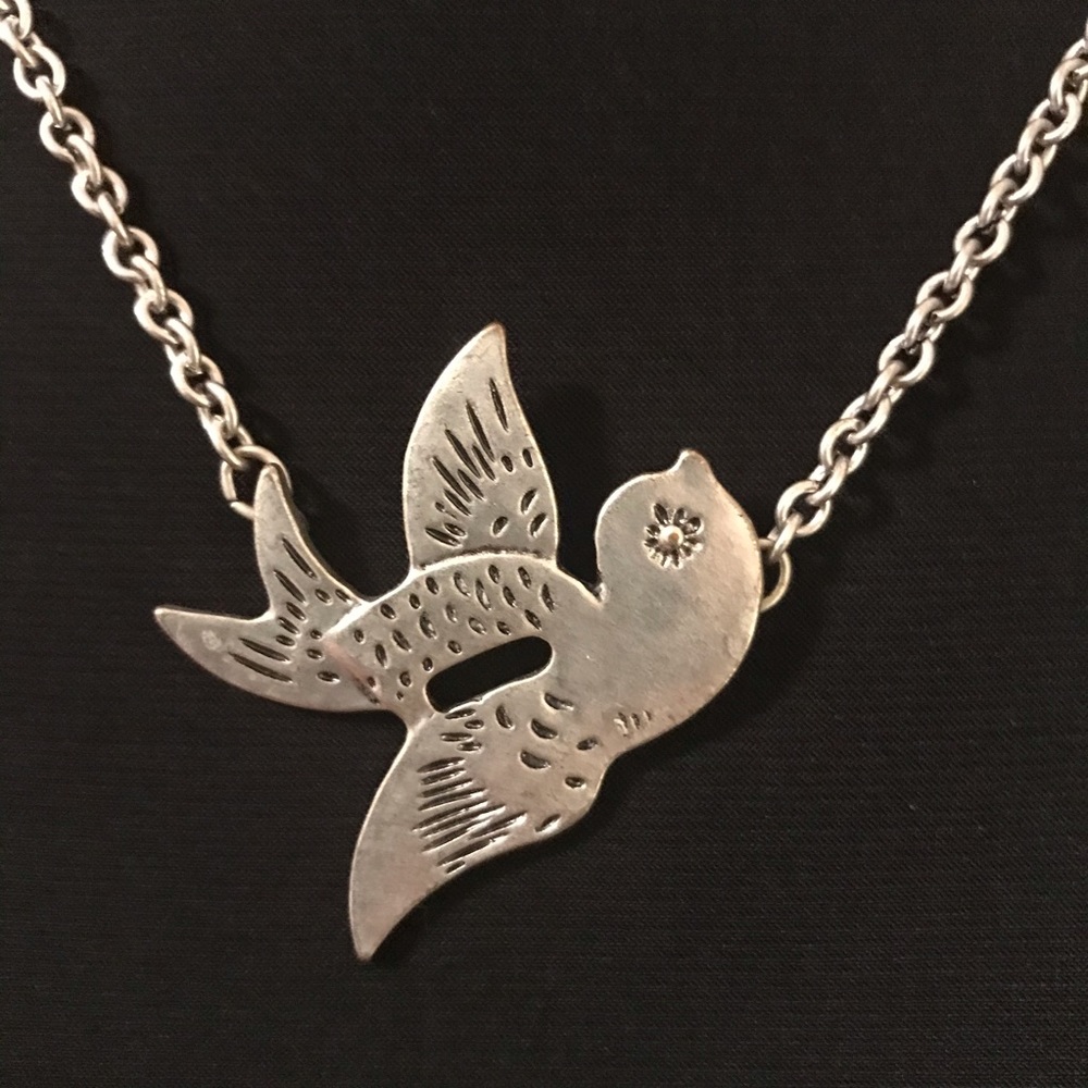 Adorable bird necklace